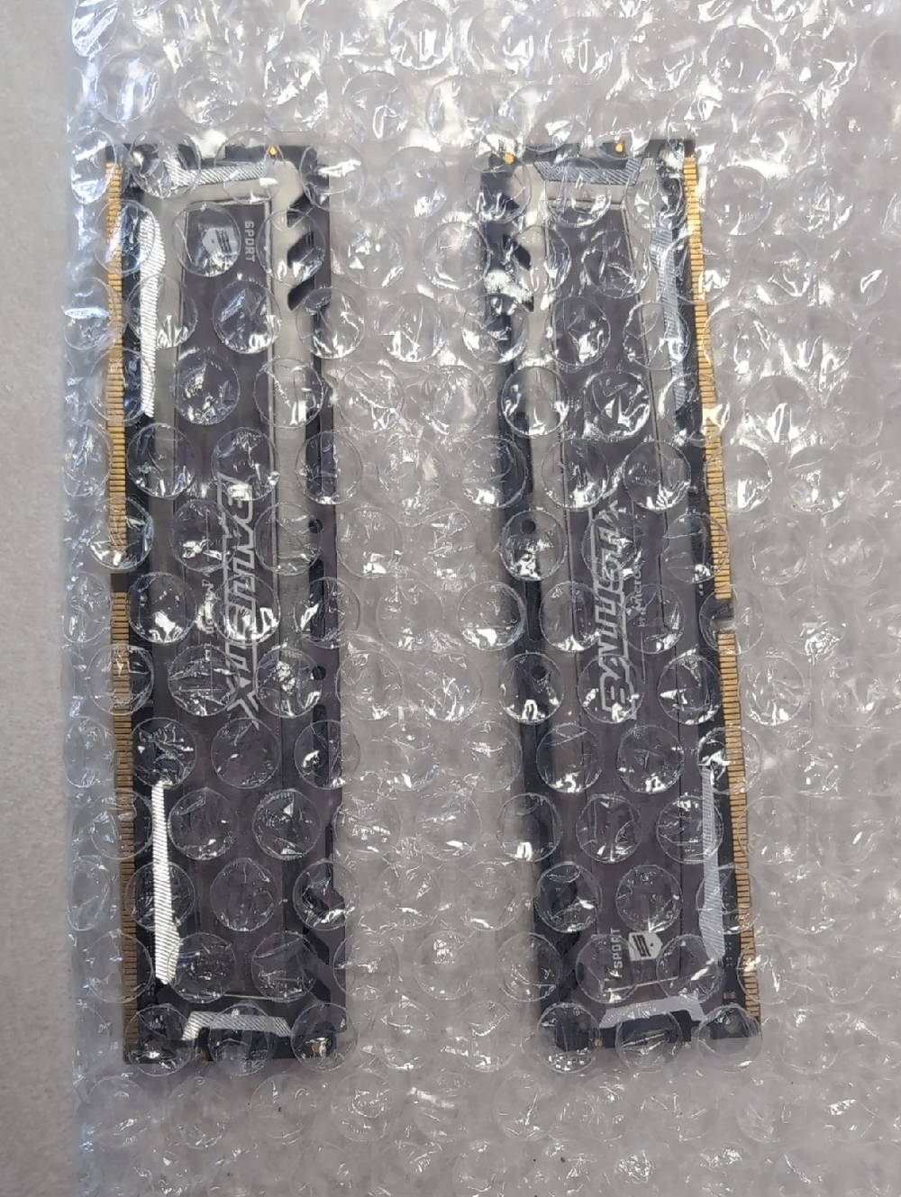 Two 16G BALLISTIX By Micron RAM 3200MHz